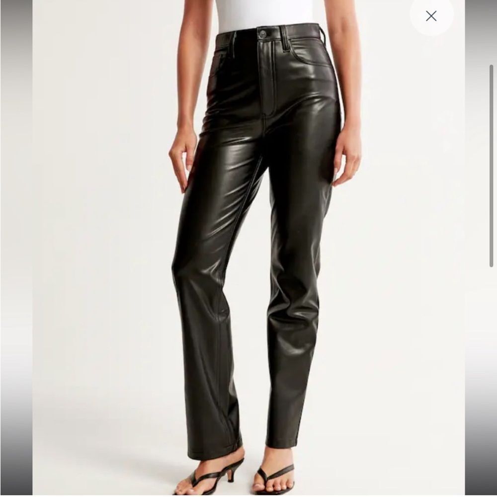 Abercrombie & Fitch Faux Leather 90s Straight Ultra High Rise size 29 / 8s